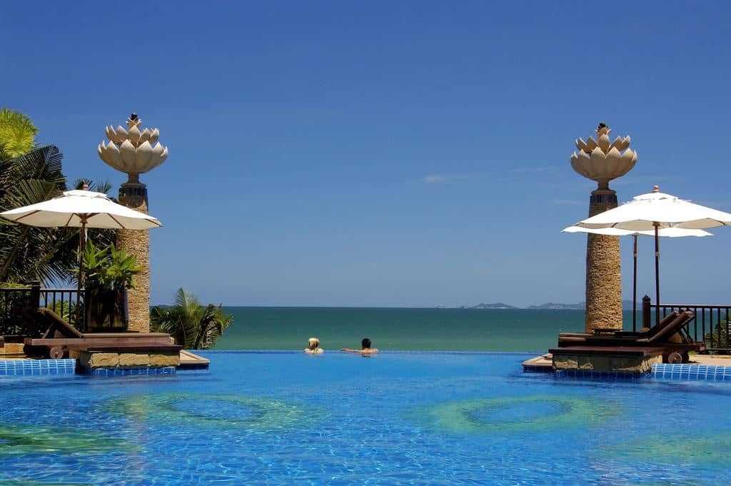 pools-outdoor-pool
