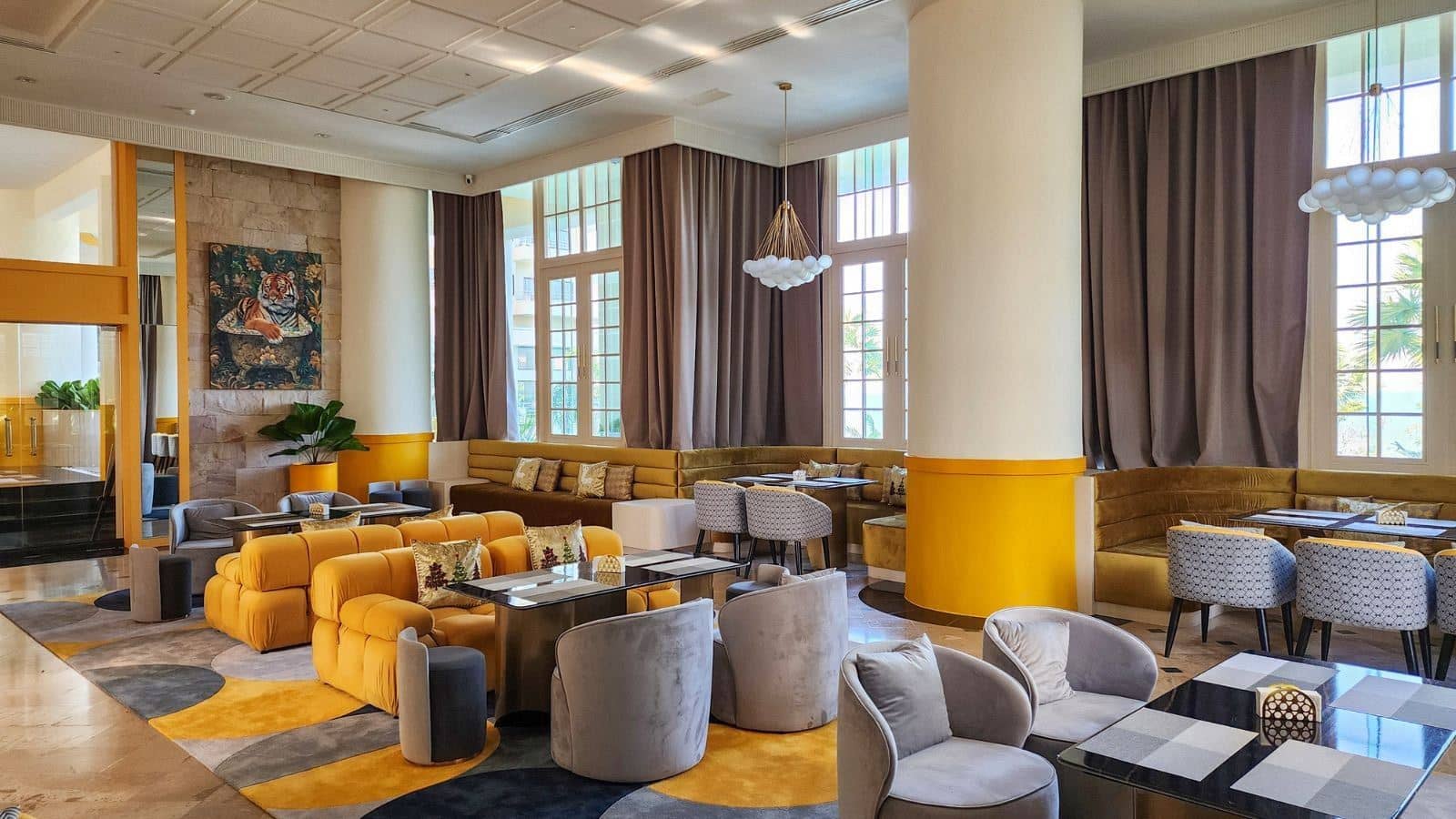 bars-lobby-bar