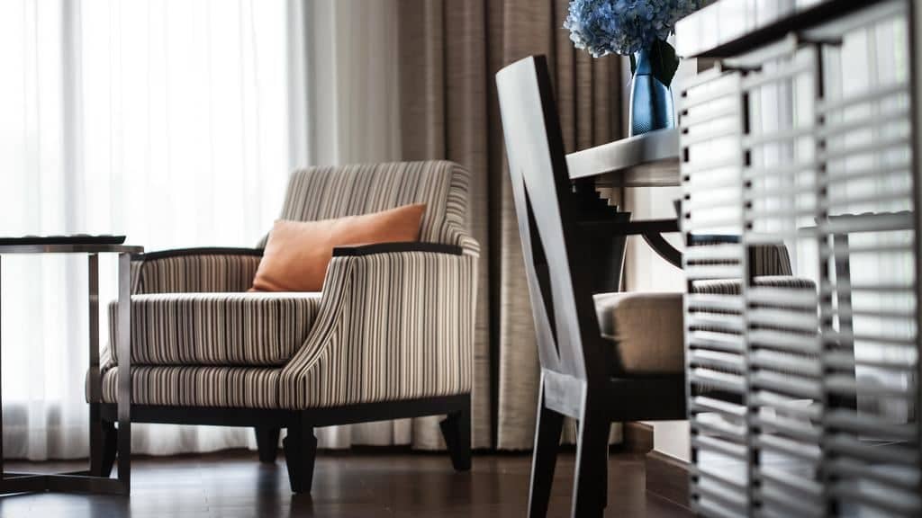 rooms-deluxe-room
