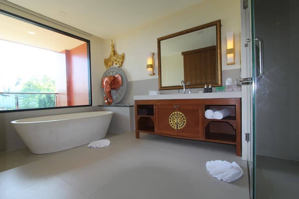 rooms-deluxe-room