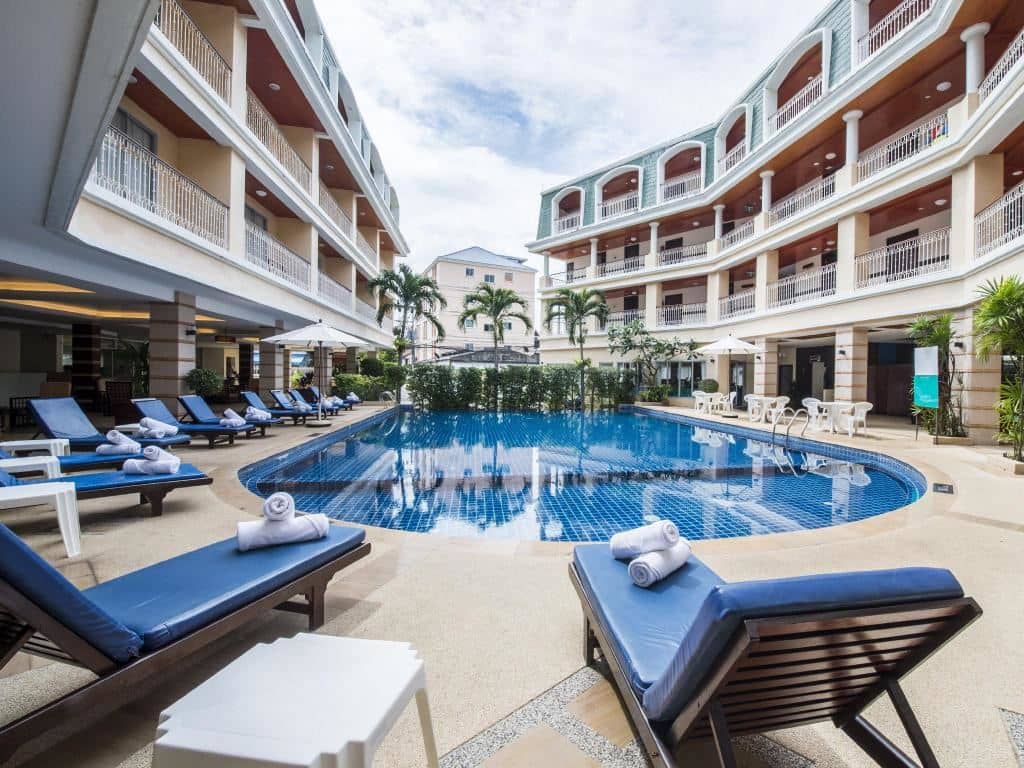 pools-outdoor-pool