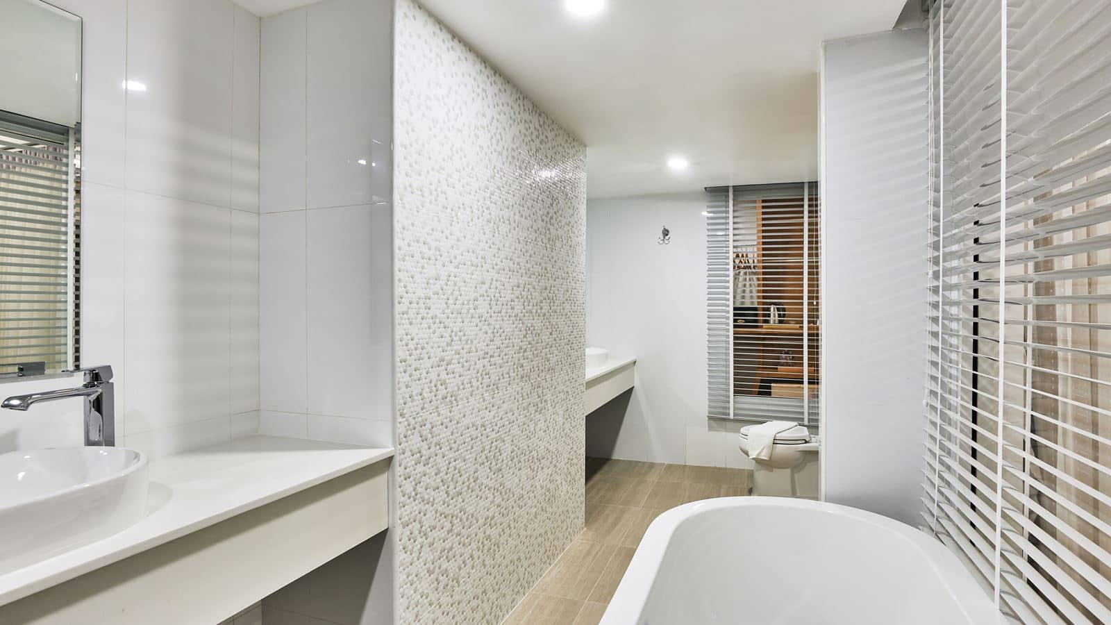 rooms-executive-suite-room