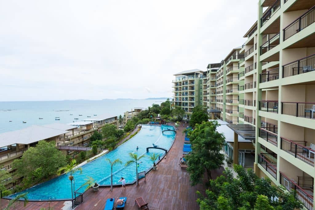 pools-outdoor-pool