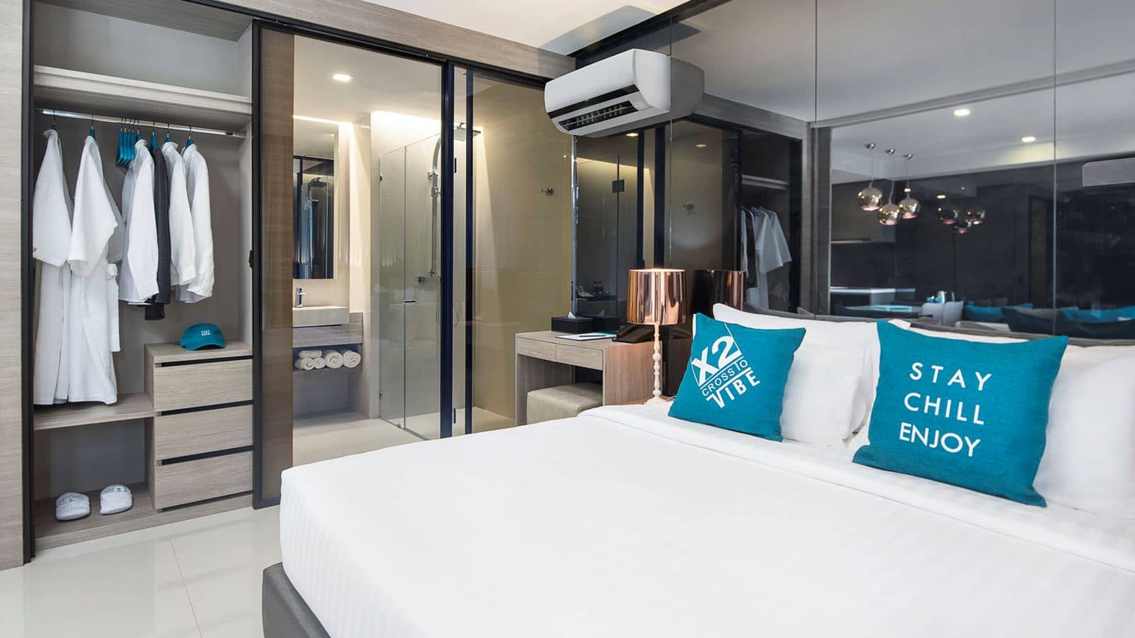 rooms-deluxe-room