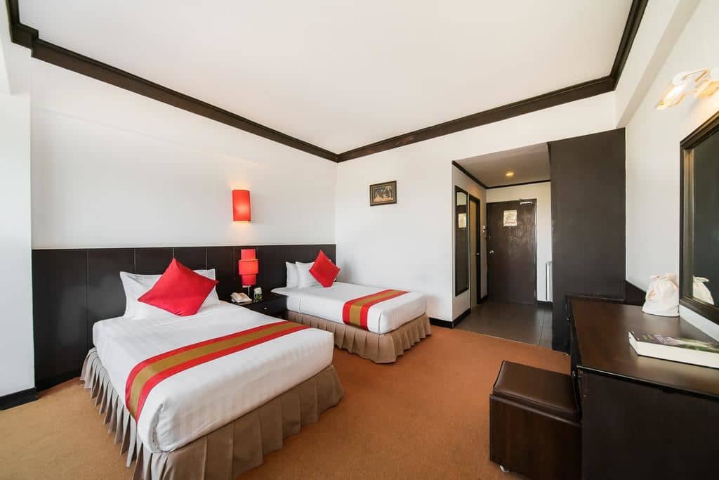 rooms-superior-room