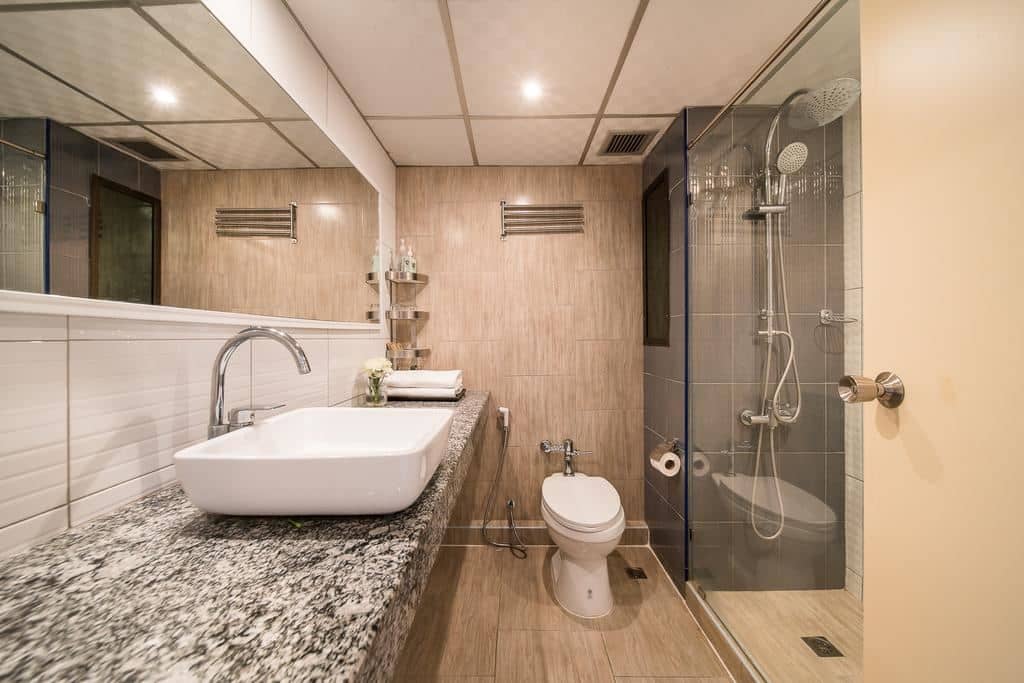 rooms-deluxe-room