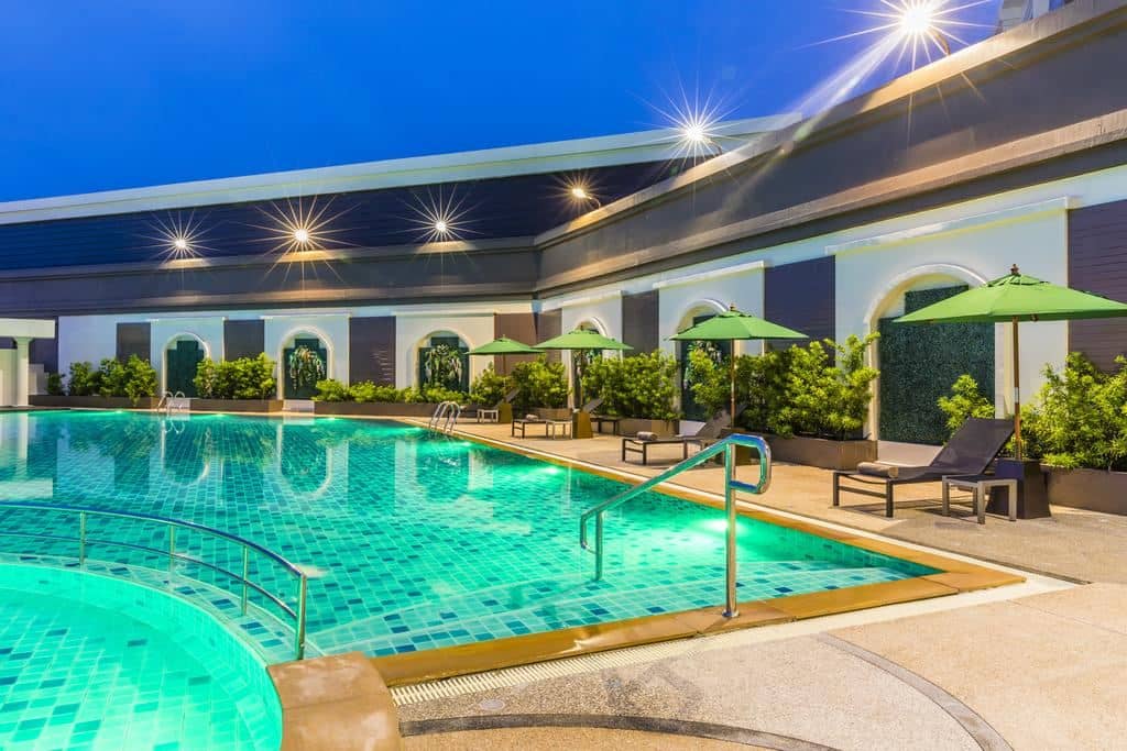 pools-outdoor-pool