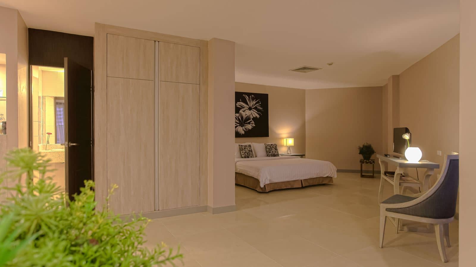 rooms-premier-junior-suite
