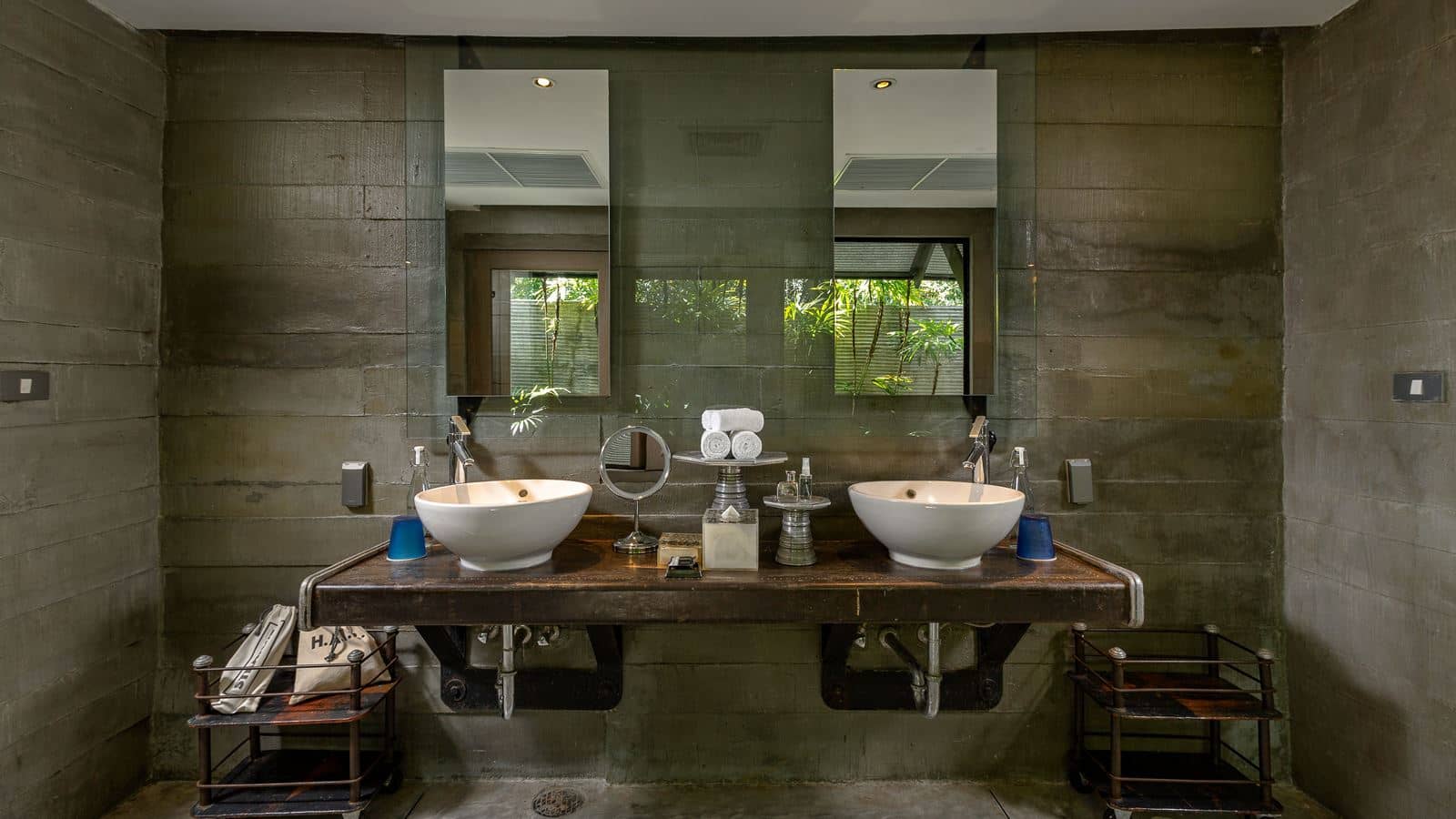 rooms-two-bedroom-family-pool-villa