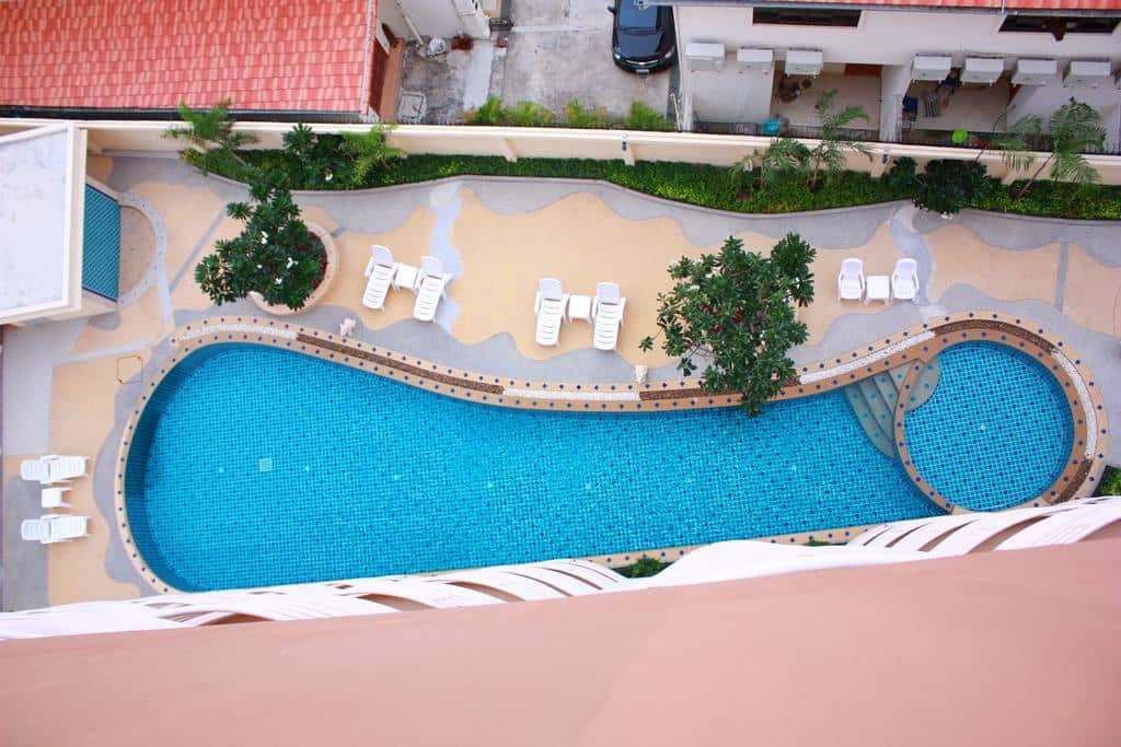 pools-outdoor-pool