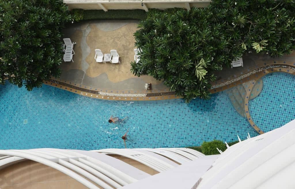 rooms-deluxe-room