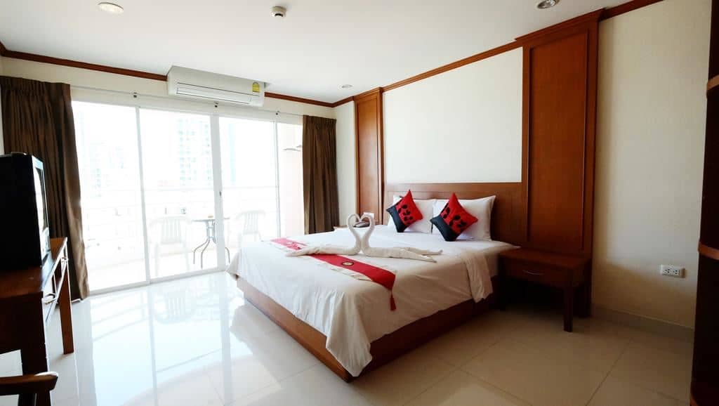 rooms-standard-room