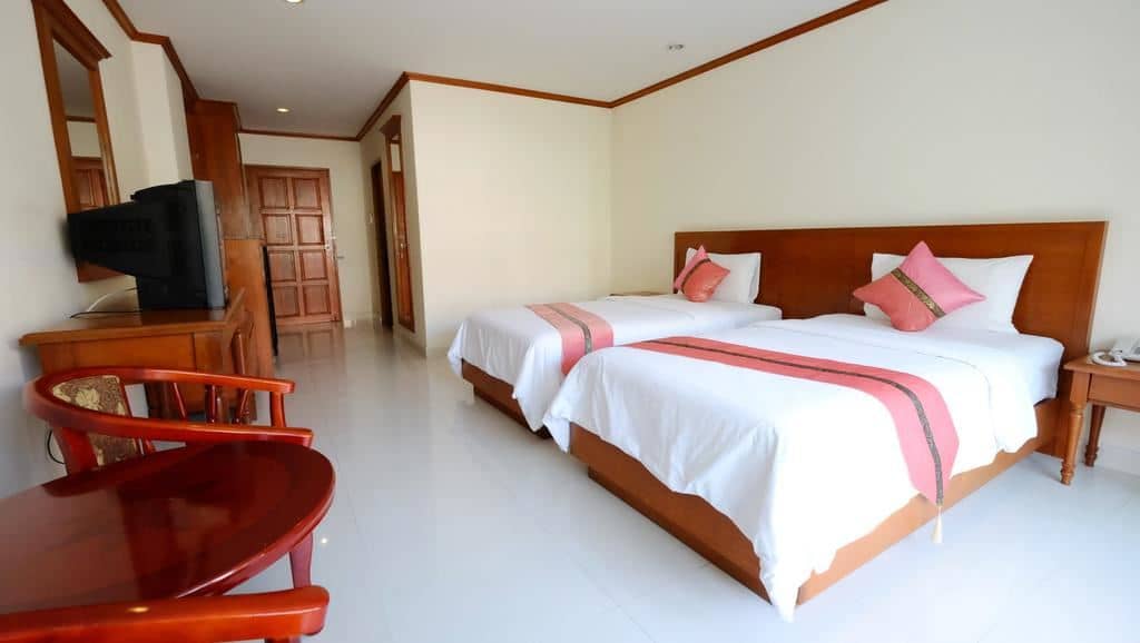 rooms-standard-room
