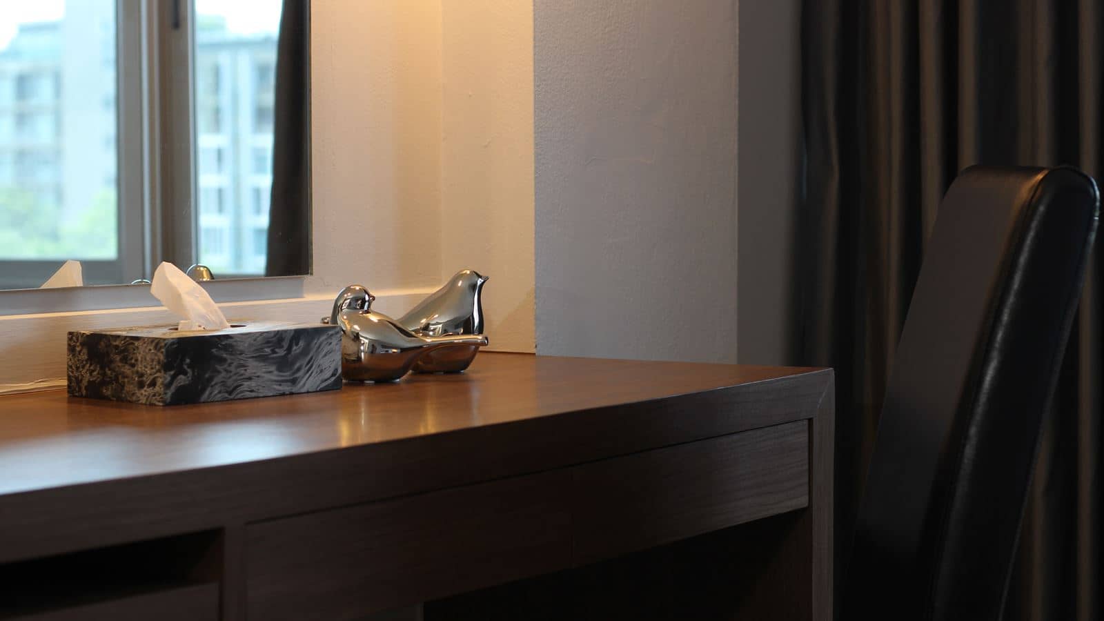 rooms-deluxe-room
