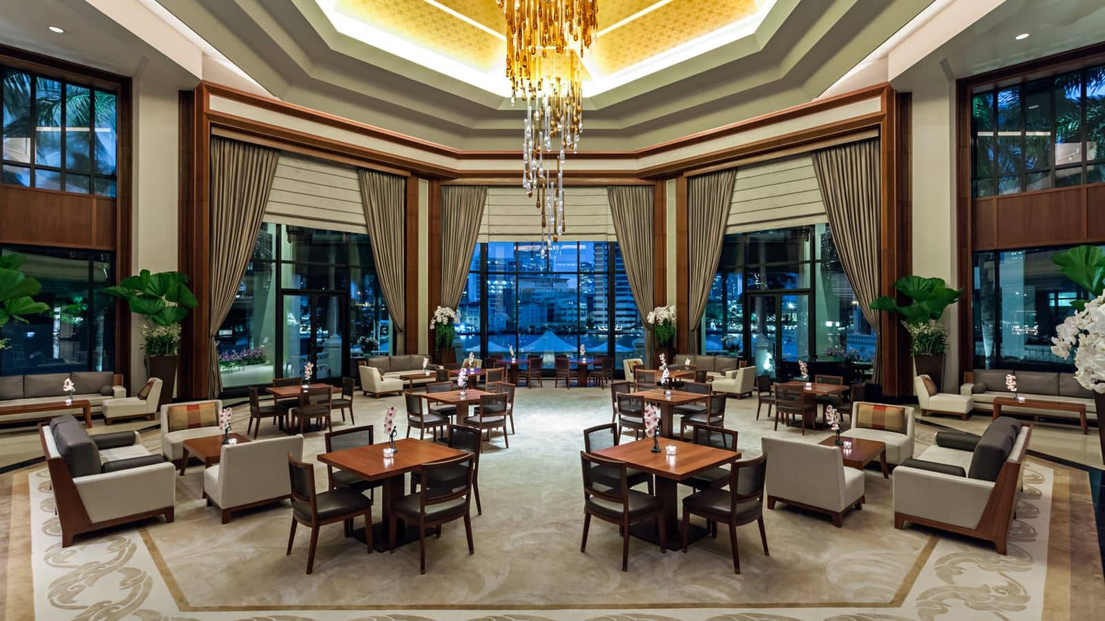 restaurants-the-lobby