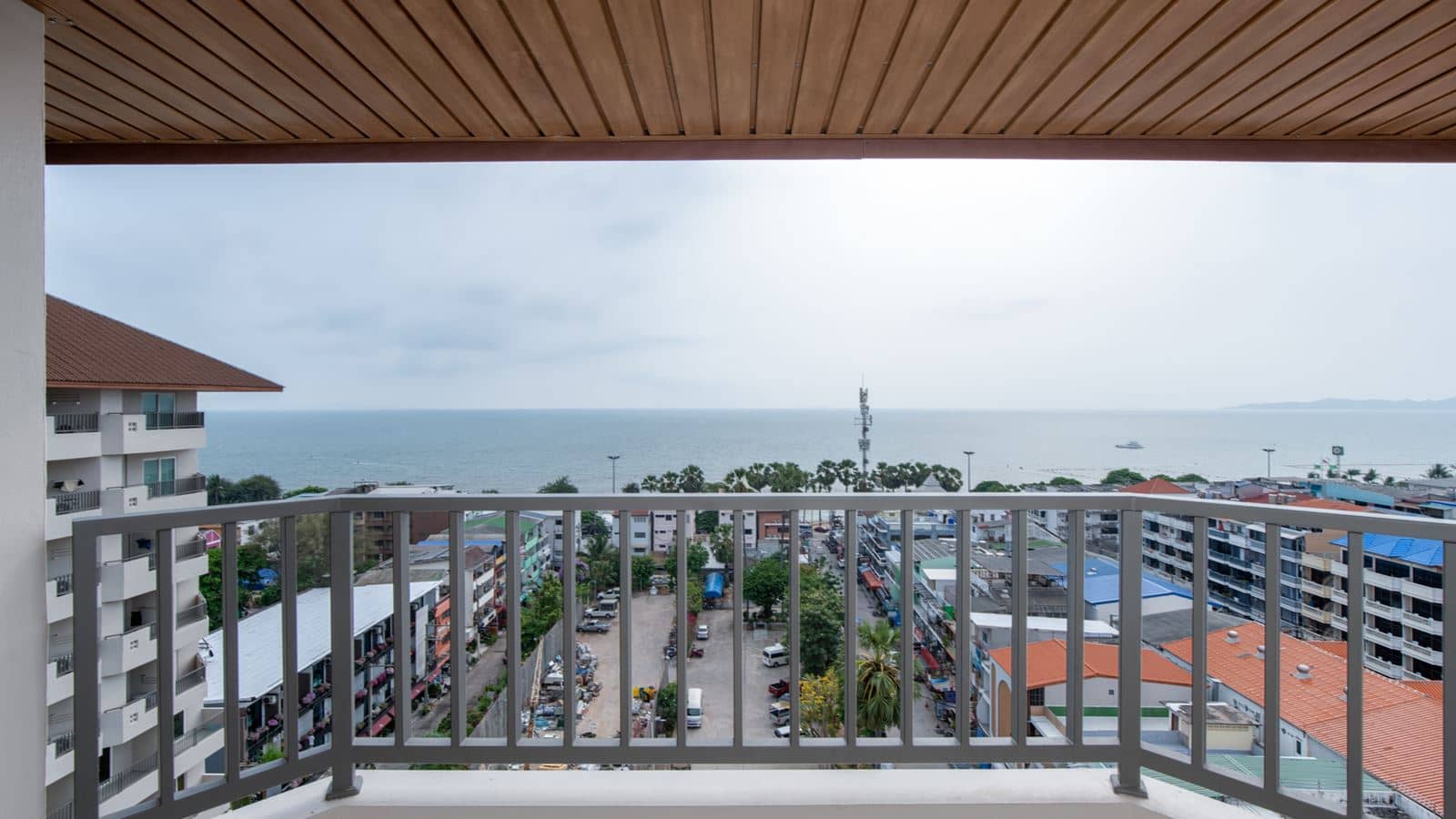 rooms-deluxe-corner-sea-view-room-without-extra-bed