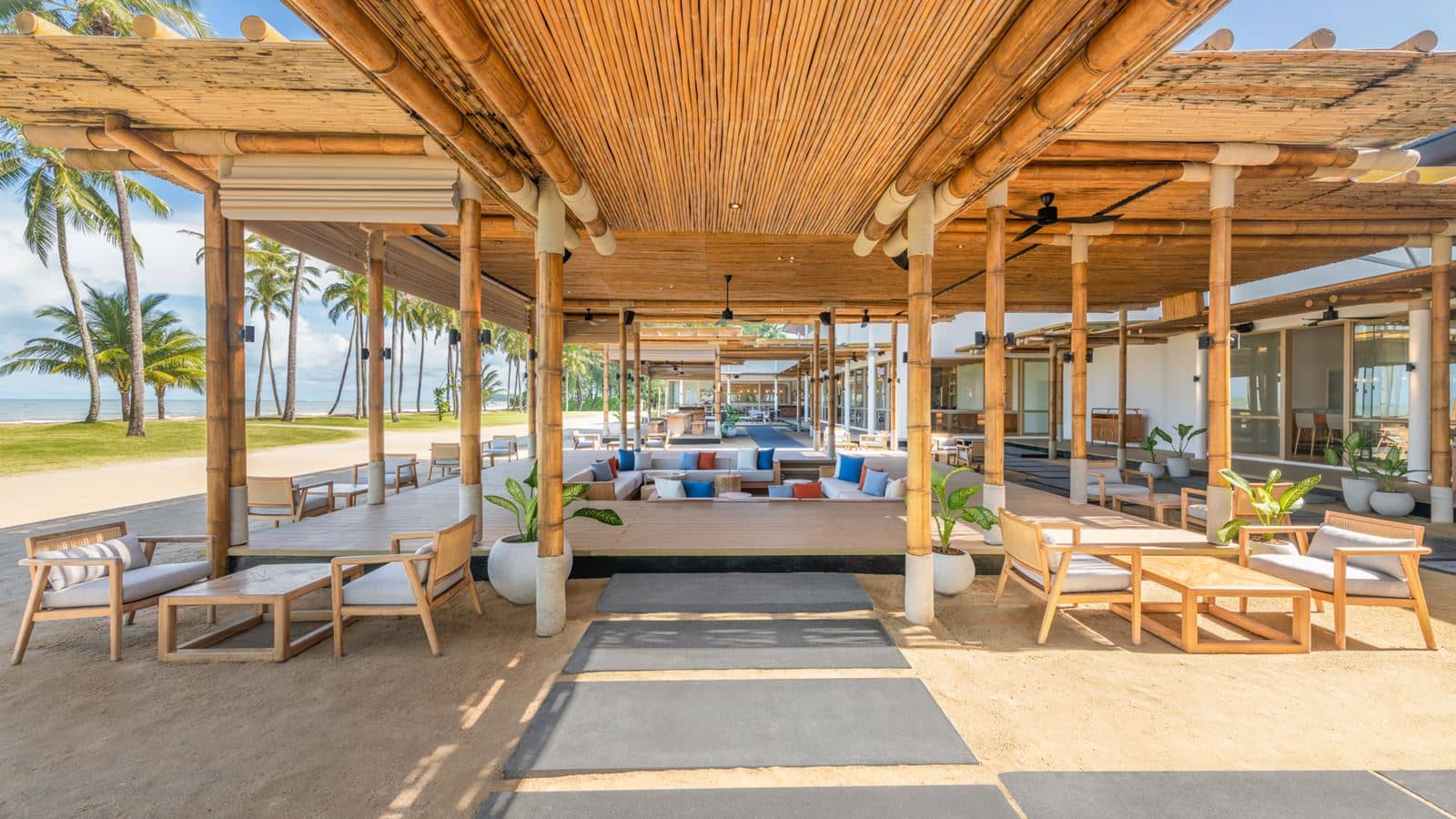 restaurants-drift-beach-bar--grill