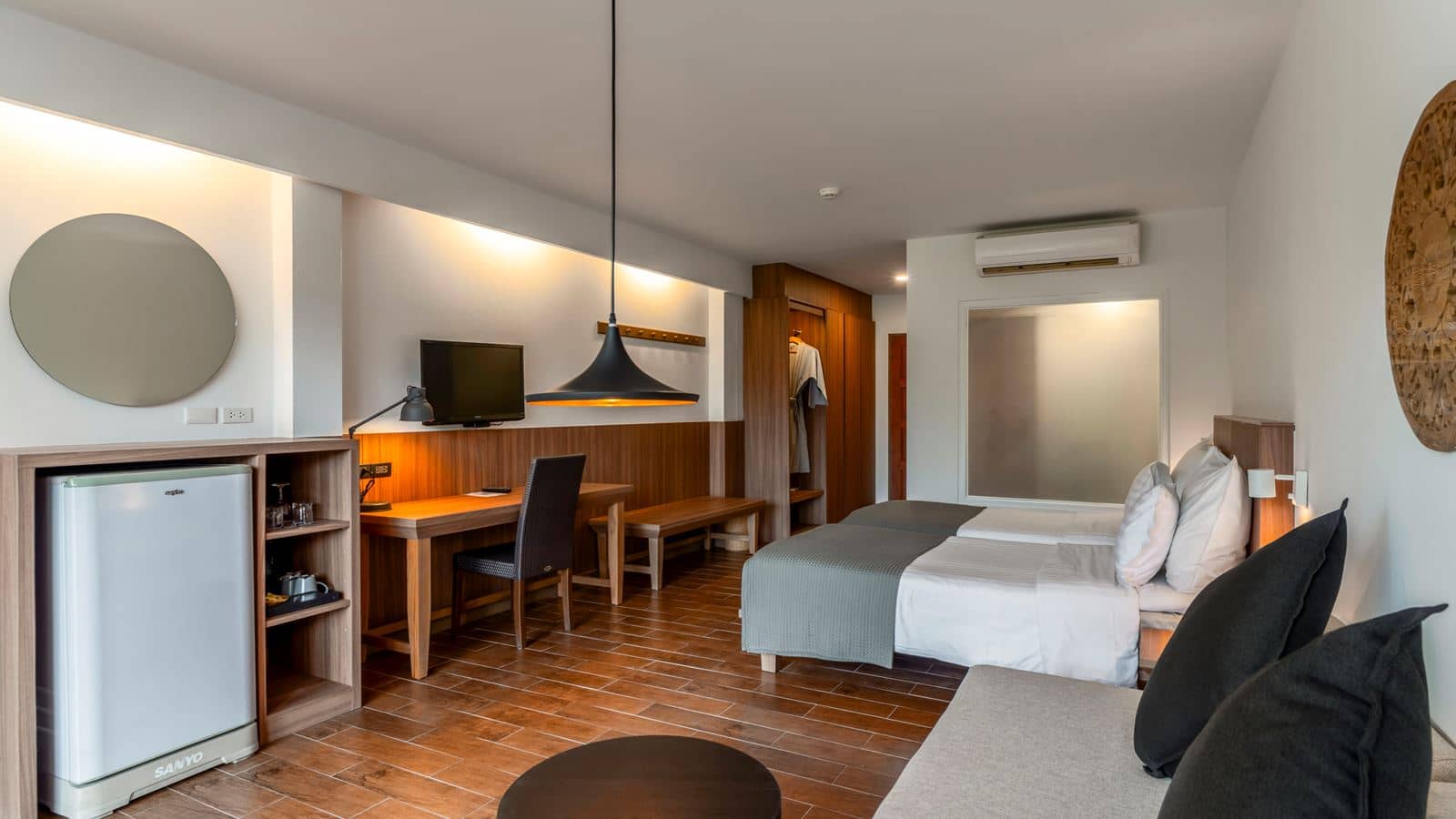 rooms-grand-deluxe-back-view