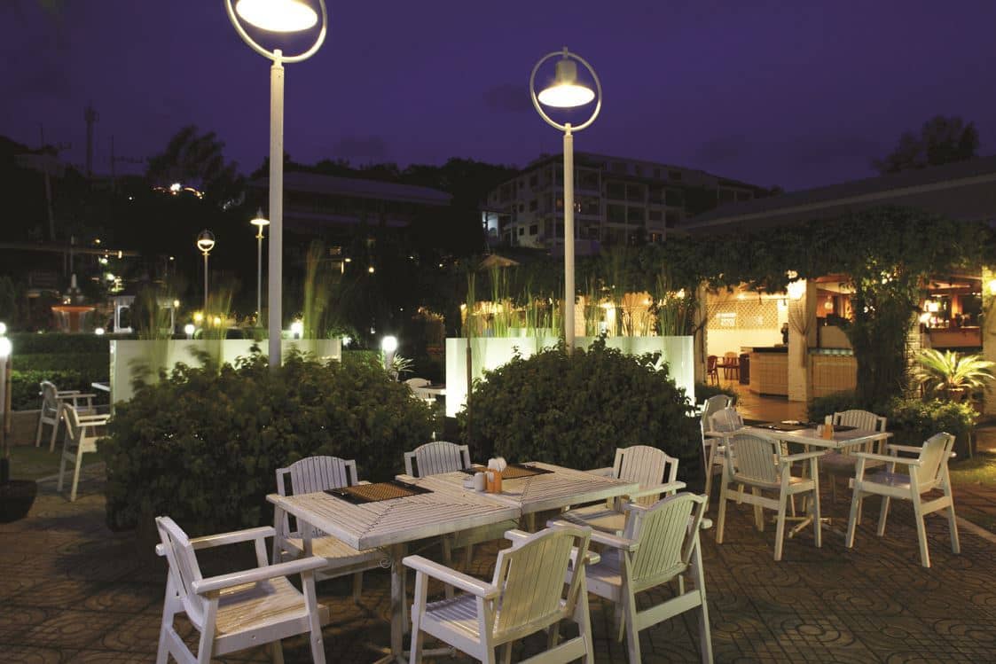 restaurants-laem-panwa