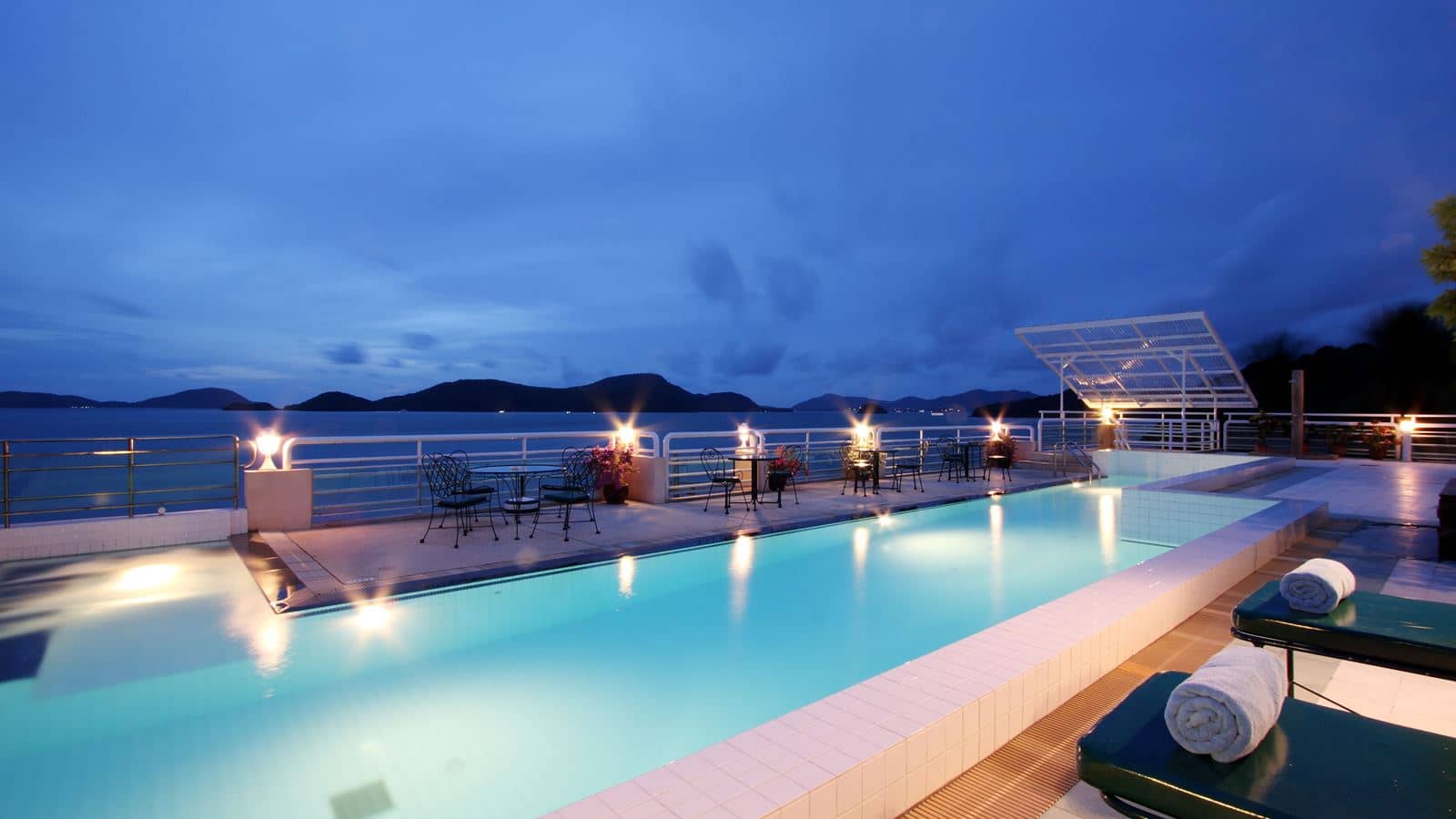 pools-outdoor-pool