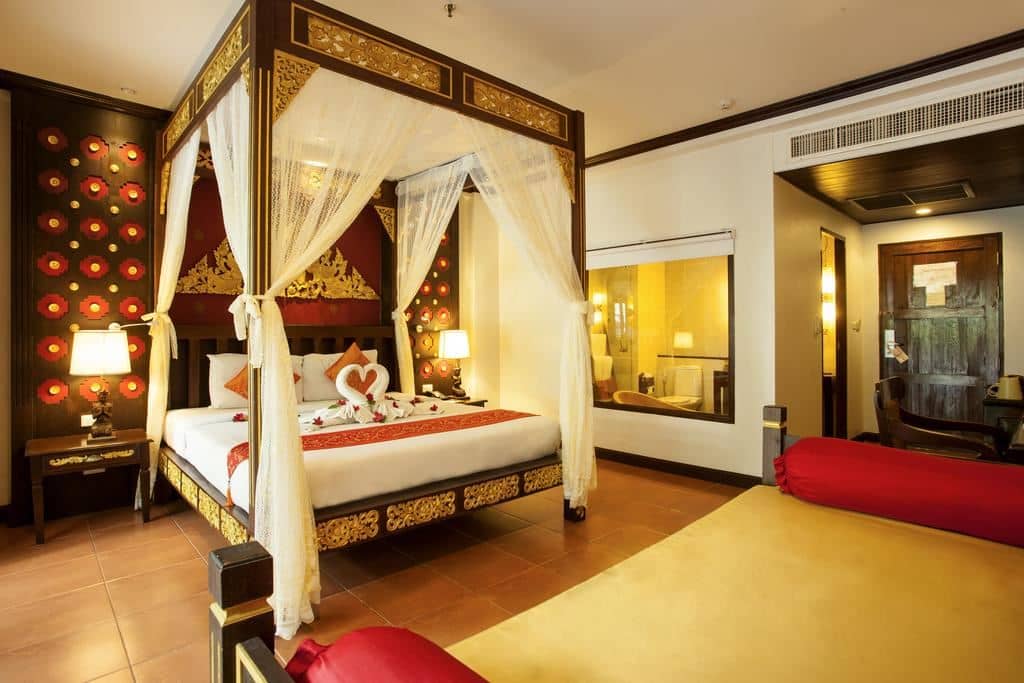 rooms-deluxe-pool-access