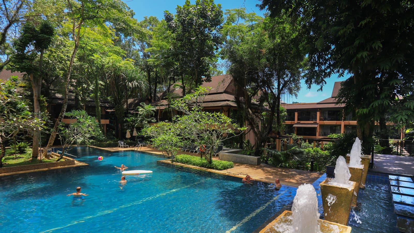 pools-outdoor-pool