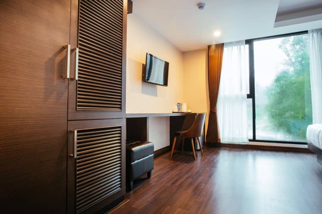 rooms-deluxe-room