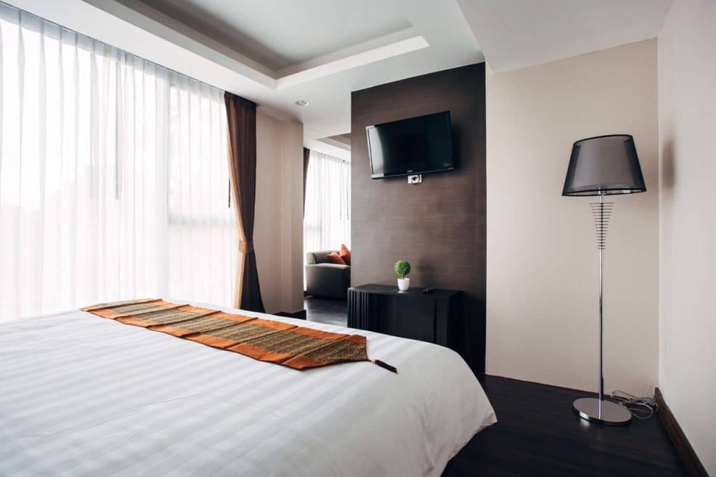 rooms-deluxe-room