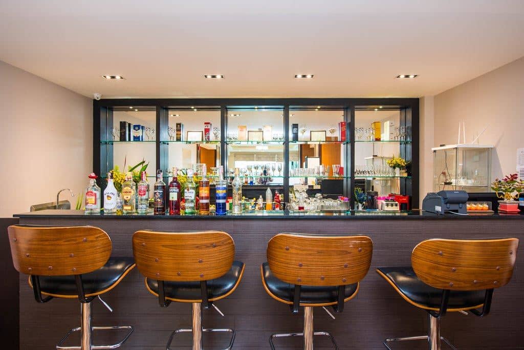 bars-bar