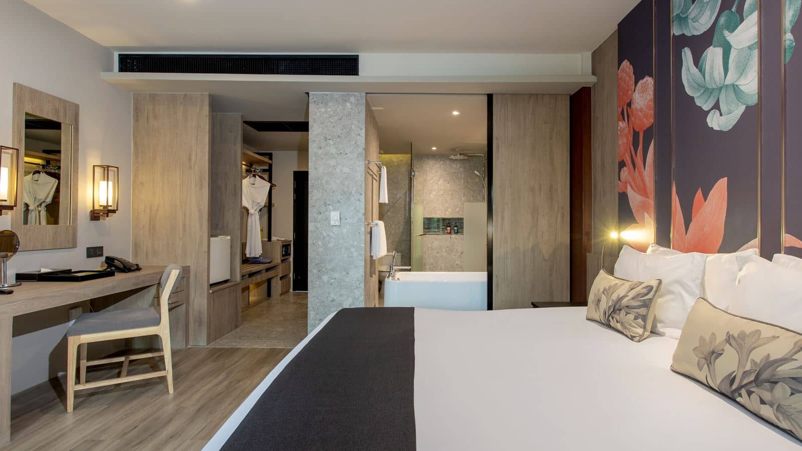 rooms-deluxe-room