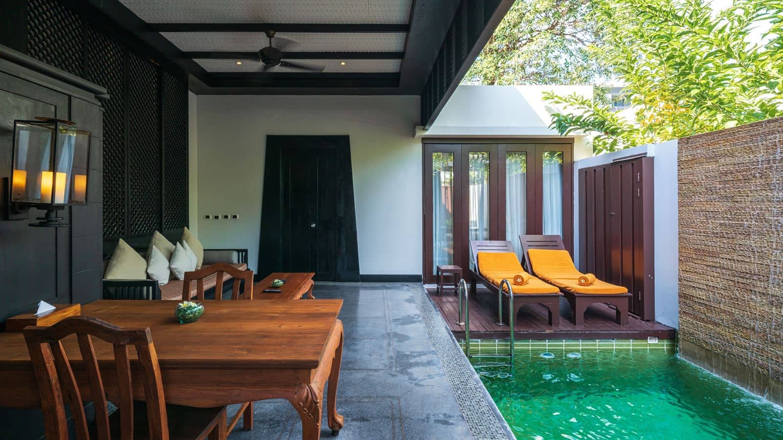 rooms-pool-villa