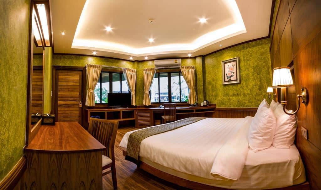 rooms-deluxe-double-room