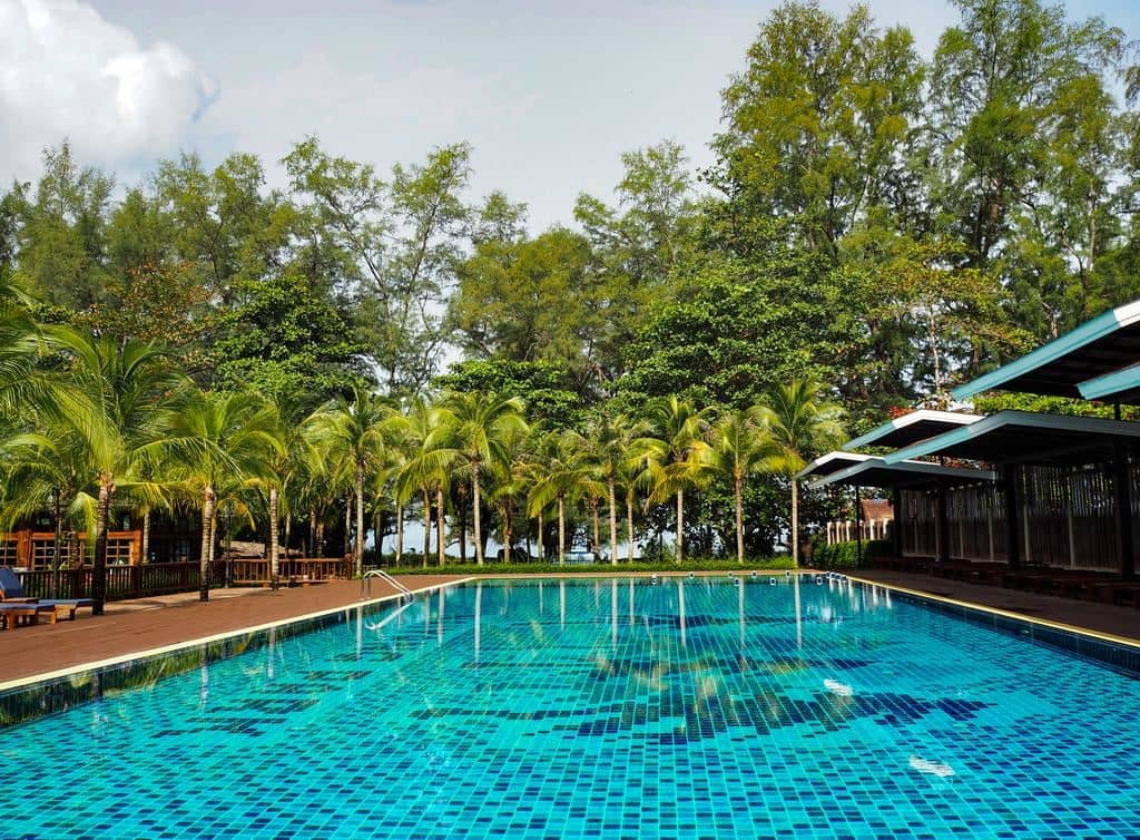 pools-outdoor-pool