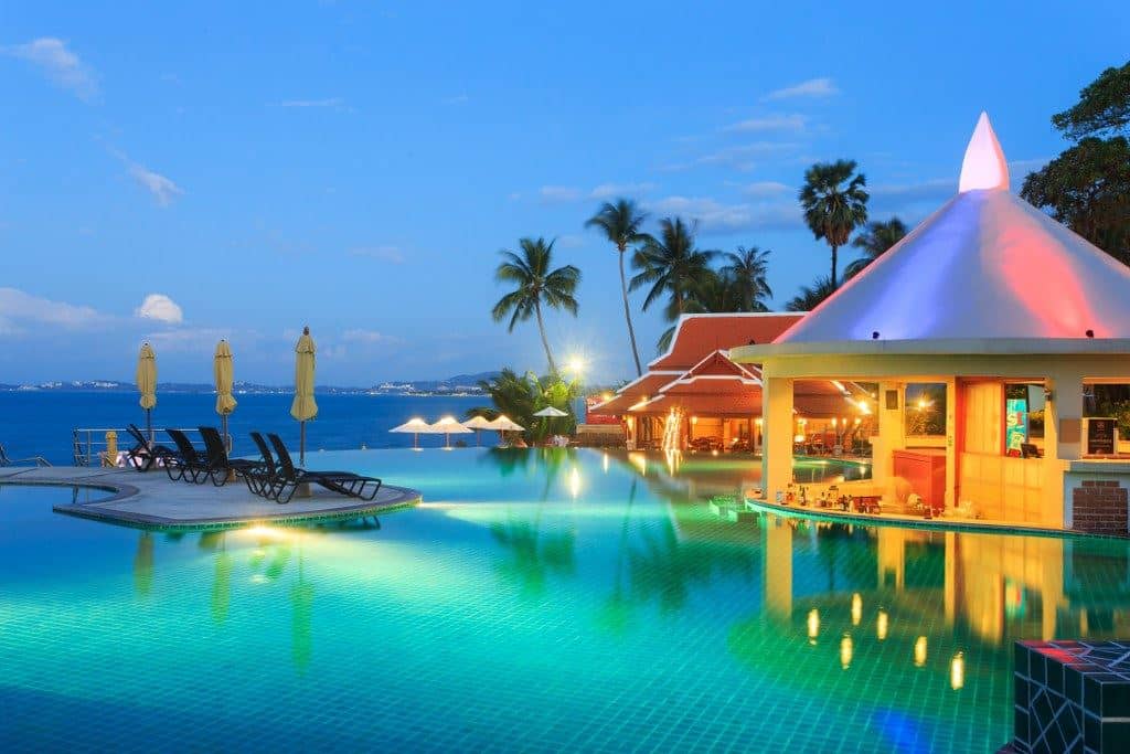 pools-outdoor-pool
