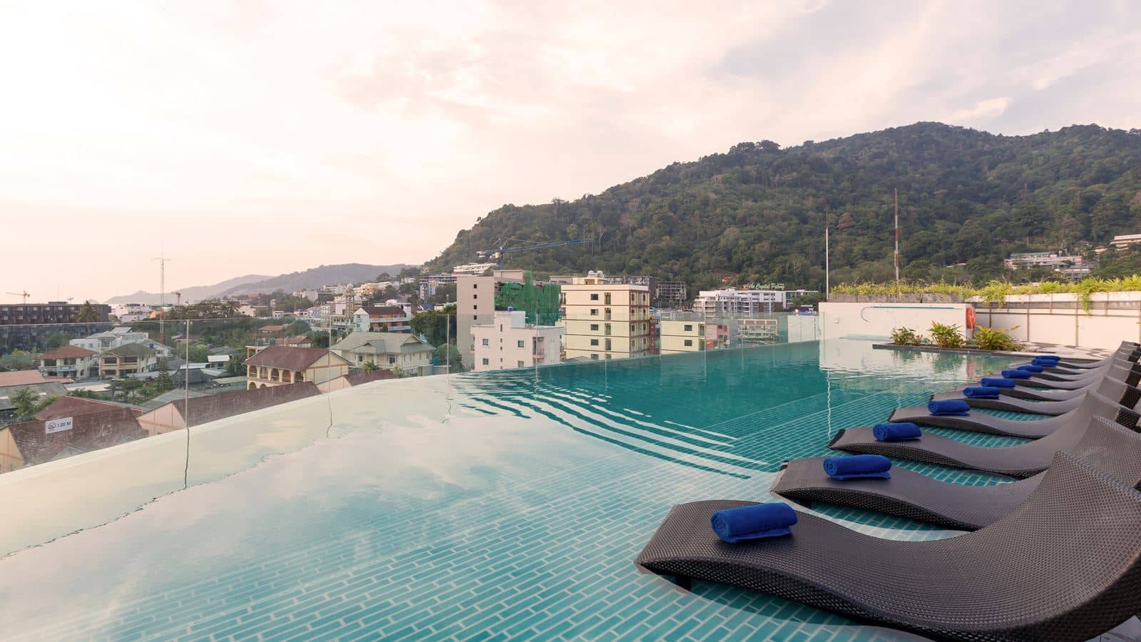 pools-outdoor-pool