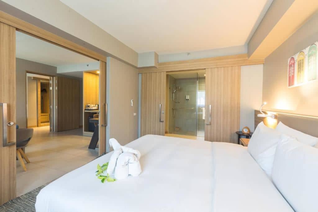 rooms-twobedroom-suite