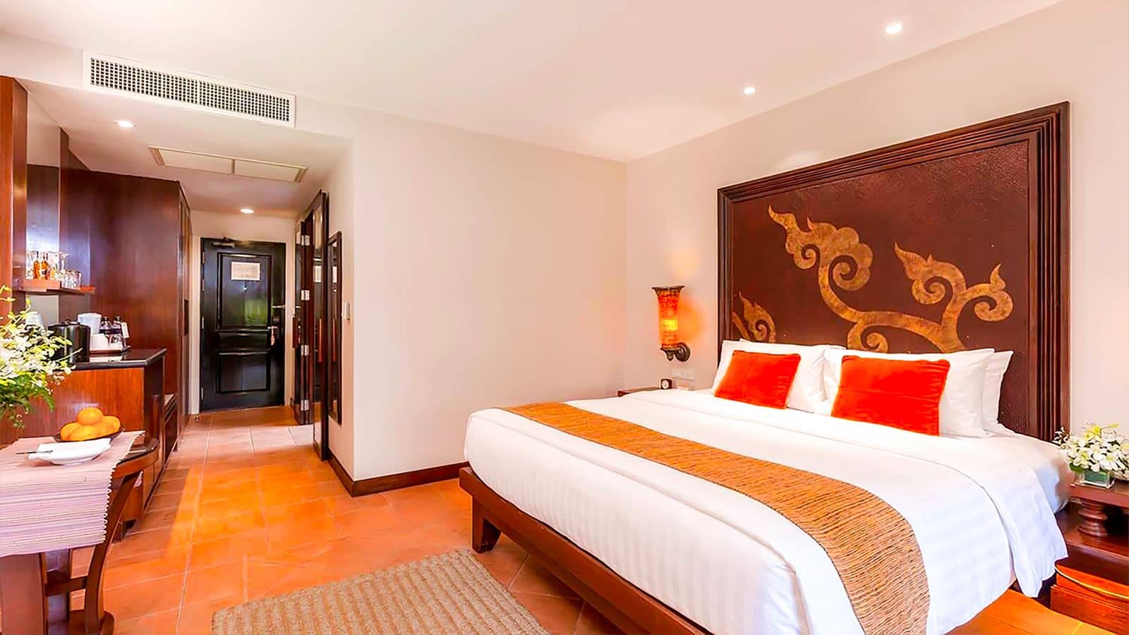 rooms-cottage-child-sharing-bed