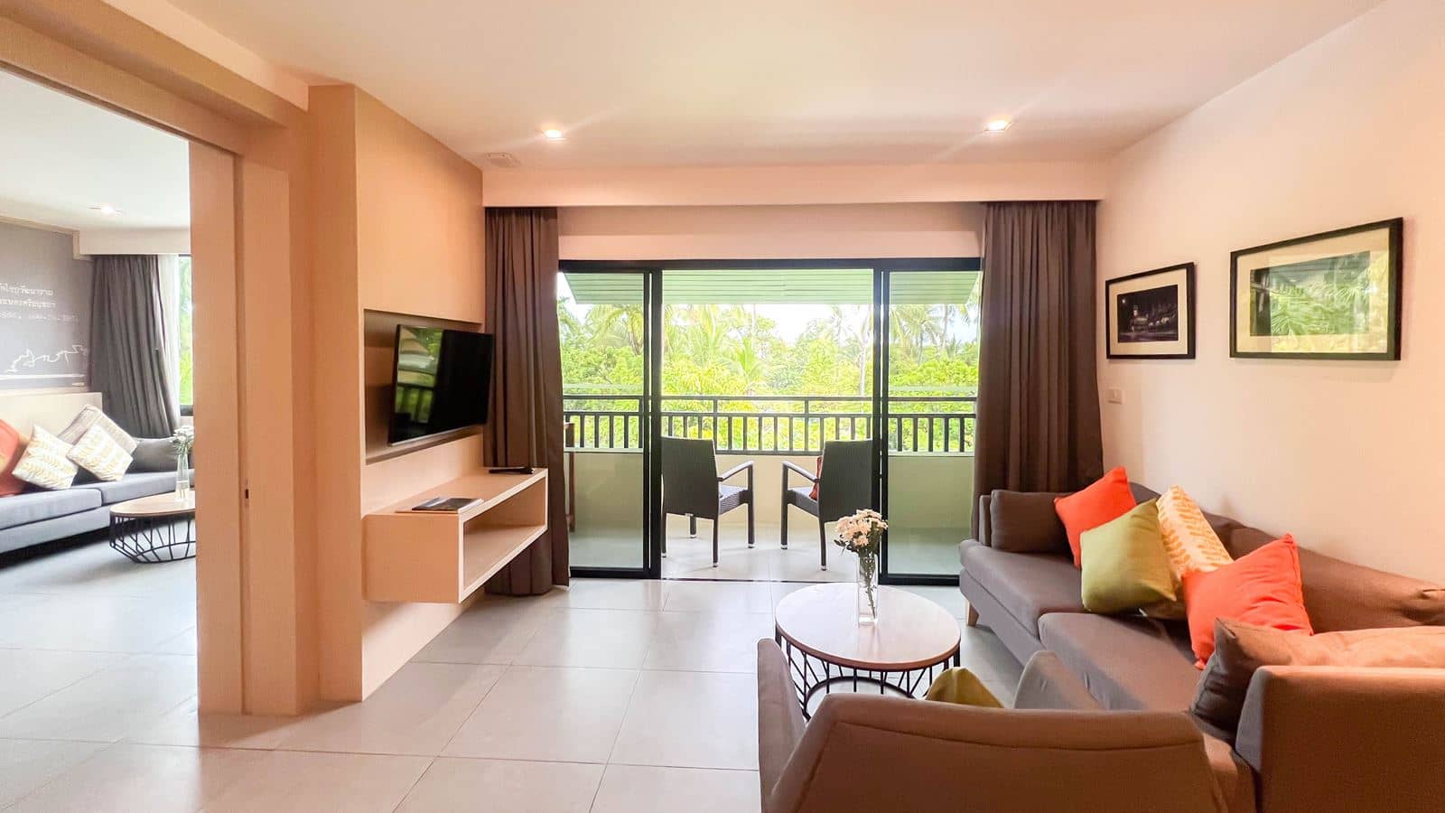 rooms-twobedroom-suite