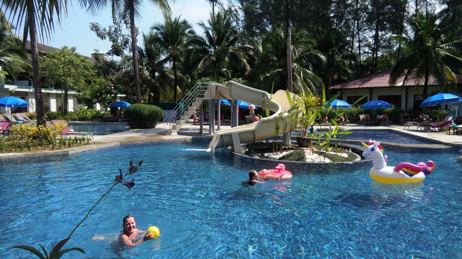 pools-outdoor-pool