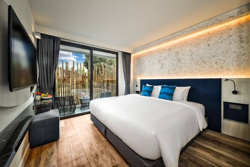 rooms-superior-with-balcony
