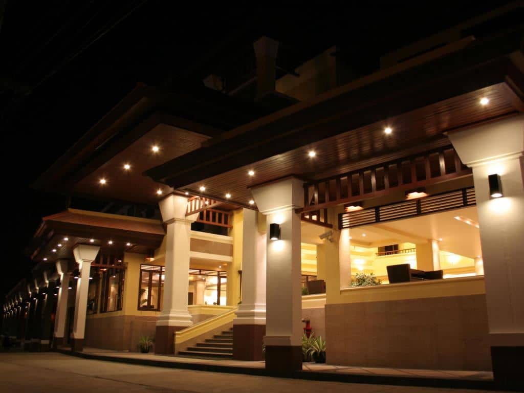 general-main-building