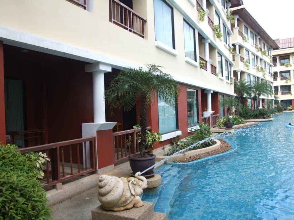 pools-outdoor-pool