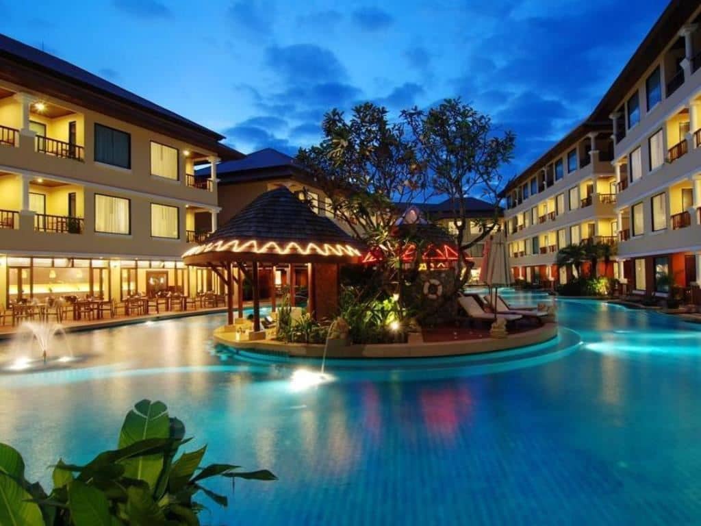 pools-outdoor-pool