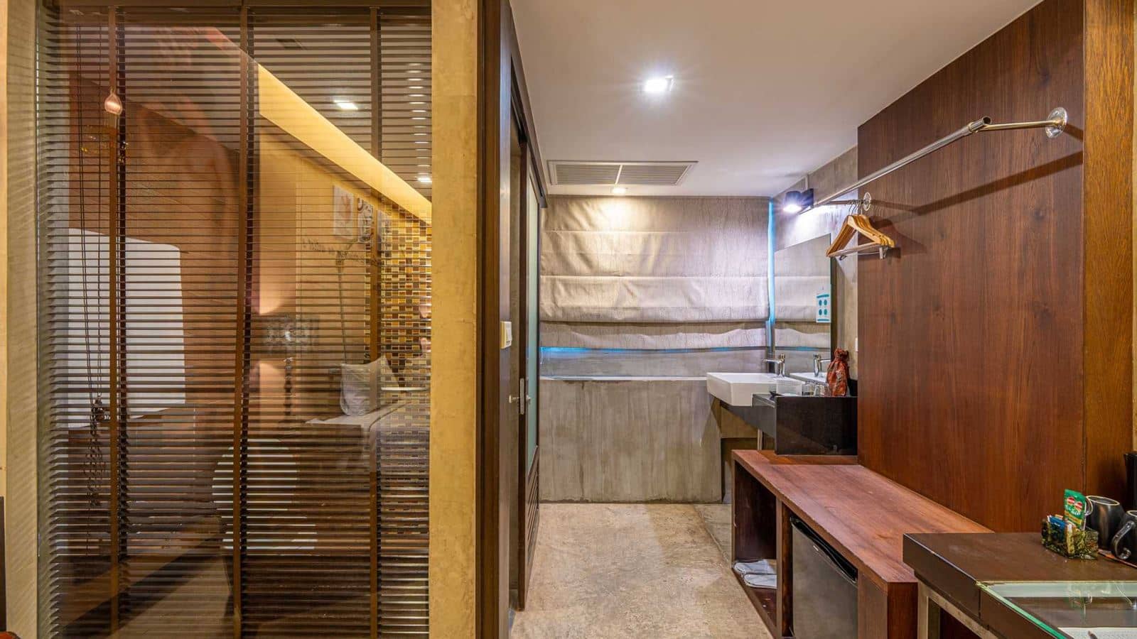 rooms-s-room