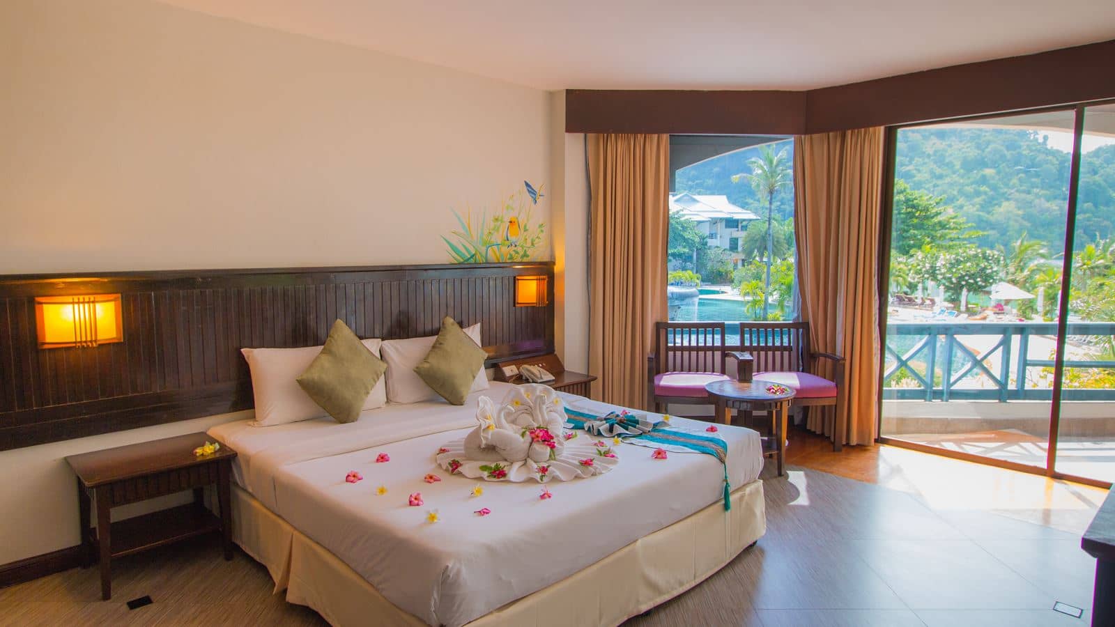 rooms-deluxe-double-room