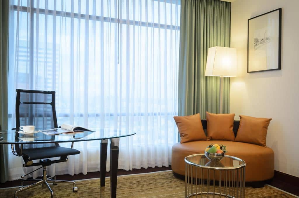 rooms-deluxe-room