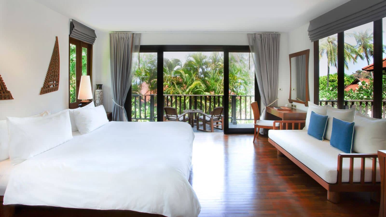 rooms-pavilion-suite-one-bedroom-with-garden-view