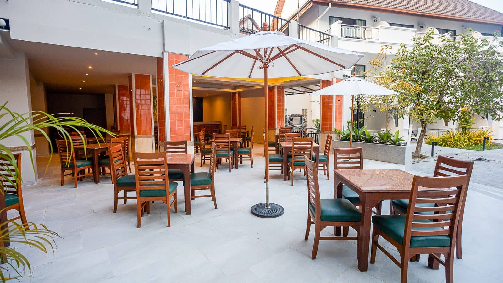 restaurants-ton-sai-restaurant