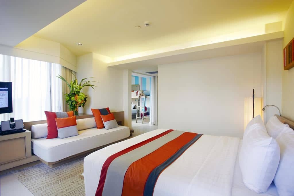 rooms-family-room