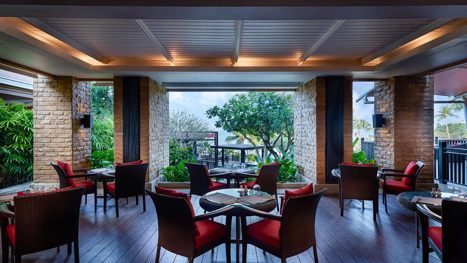 restaurants-aqua